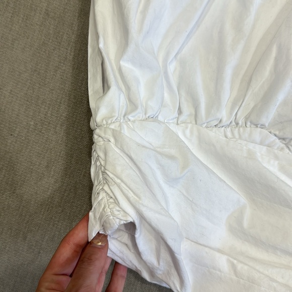 Zara White Cropped Pleated Open Side Blouse - Picture 8 of 10